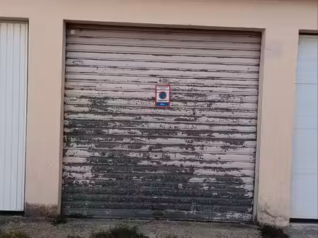 a vendre garage à valréas