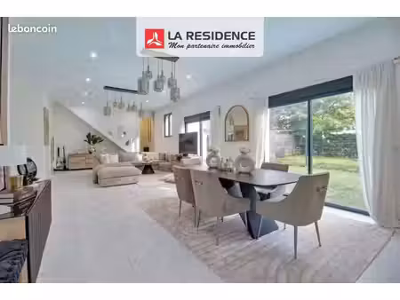 maison de 8 pièces