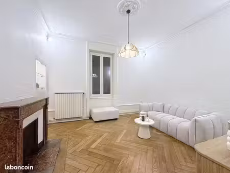 appartement 2 pièces 63 m²