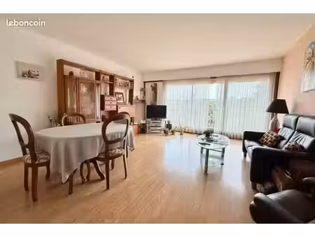 appartement 3 pièces 82 m²