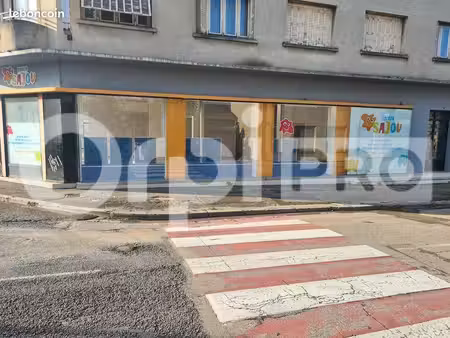 local commercial 531 m²