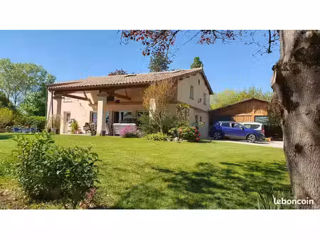 maison individuelle à la campagne