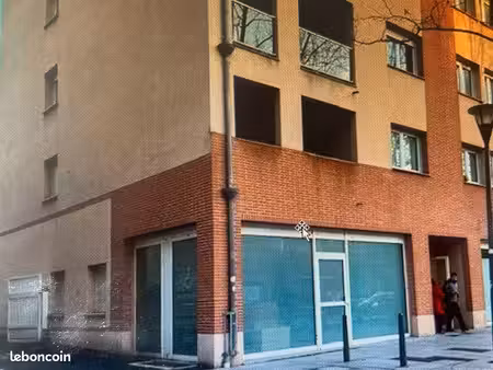 local commercial a louer