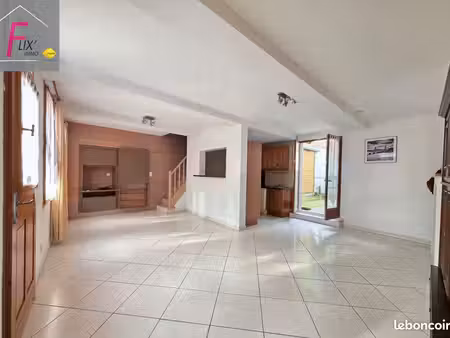 maison 5 pièces 94 m²