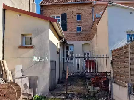 maison de ville 5 pièces 81 m²
