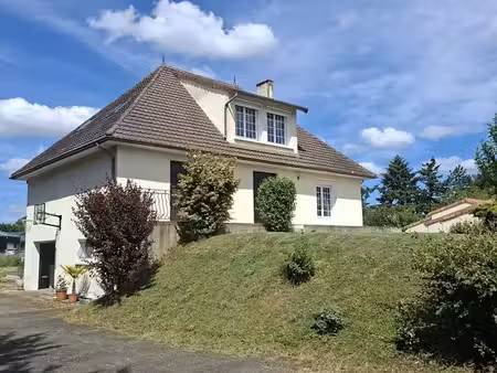 maison 5 pièces 131 m²