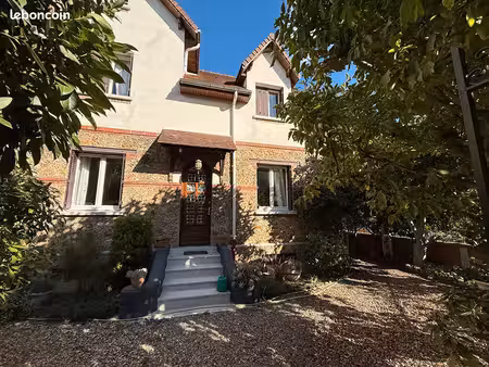 maison 6 pièces 98 m²