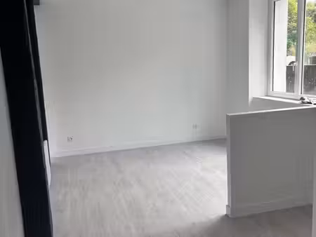 agréable t3 de 50 m² très lumineux – calme & refait à neuf – montmorillon (86500)