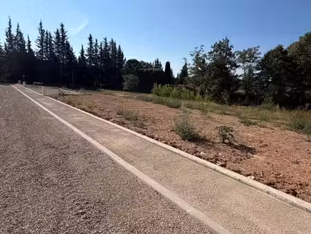 terrain 1 000 m² villecroze