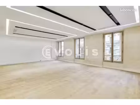 bureau 170 m²