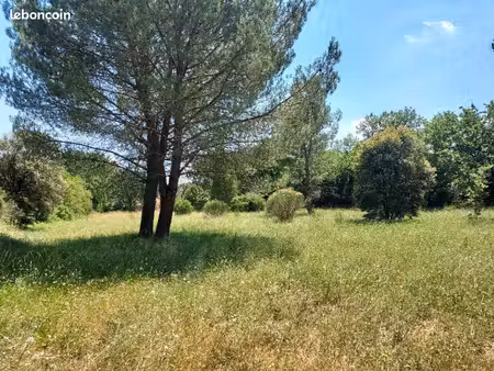 terrain 1 165 m² gonfaron