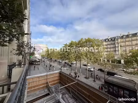 bureaux 244 m²