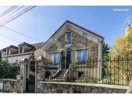maison 6 pièces 115 m²