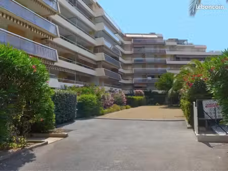 t2 frejus plage 35m2