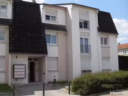 appartement t2 à proximité immédiate de la gare sncf