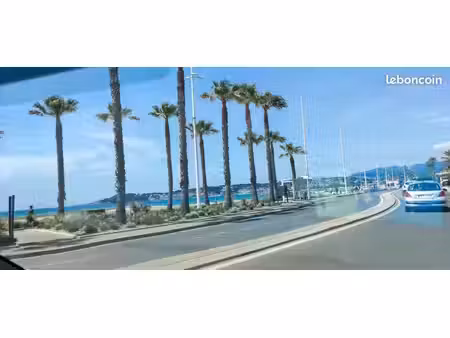 2 pieces 40 m2 six fours les plages