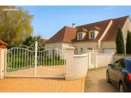 pavillon 6 pièces 172 m²