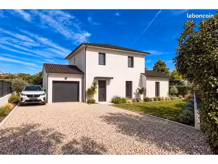 maison 4 pièces 105 m²