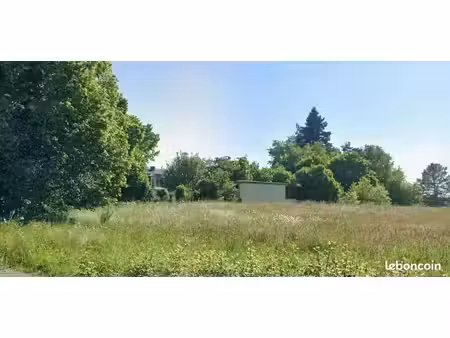 terrain à bâtir de 1113 m² à panazol (87)