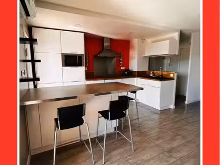 très beau t3 - 56m2 - terrasse avec vue sur le rocher de roquebrune - résidence avec pisci