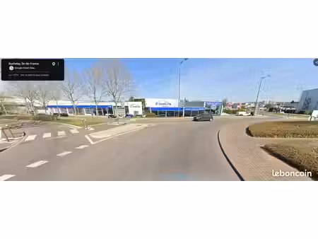 buchelay — bâtiment automobile 2 700 m²  terrain 8 397 m²