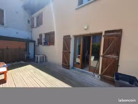 immeuble 1 pièce 290 m²