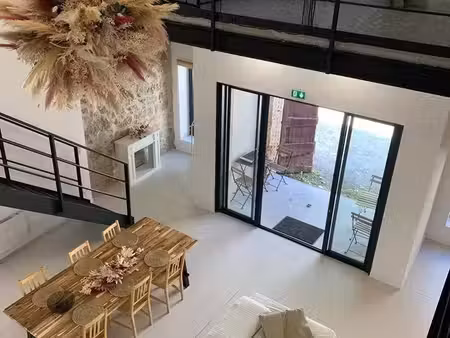 maison 2 pièces 105 m²
