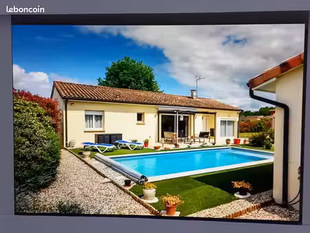 a vendre maison traditionnelle t4 avec piscine   jardin et garage