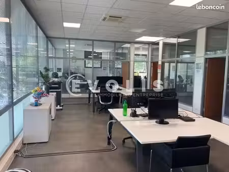 bureaux 347 m²