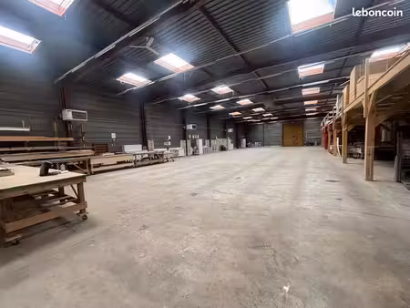 entrepôt 2500 m² meaux