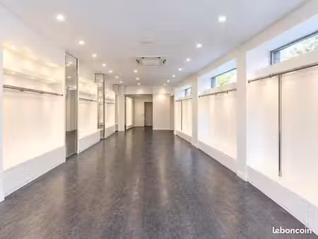 local commercial 94 m²
