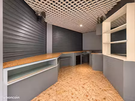 local commercial 70 m² bollene
