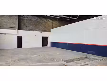 local commercial 360 m²