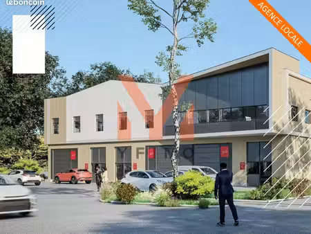 local d'activite 2803 m² plaisir