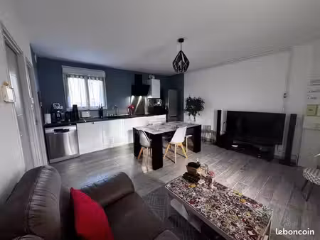 t2 lumineux en très bonne état