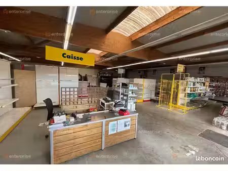 local commercial 360 m²