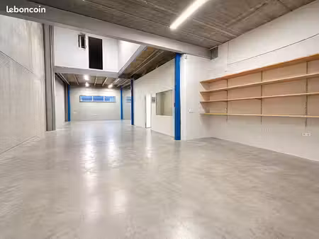 local d'activite 325 m² lieusaint