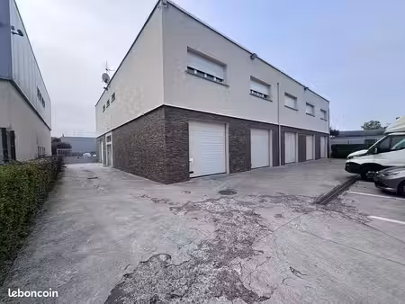 local 88 m² chelles