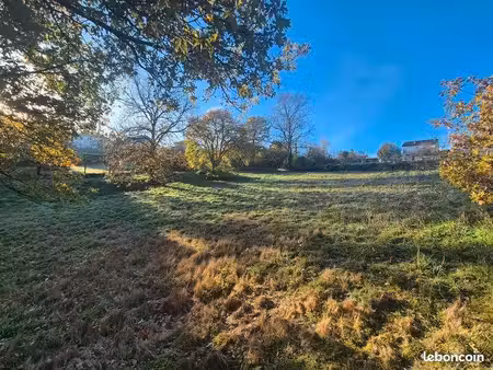 terrain 2 283 m² montlucon