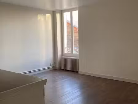 grand f3 rénové de 81 m² avec jardin – crouy-sur-ourcq