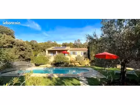 villa 4 pièces 145 m²