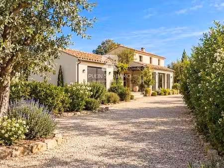 villa 3 pièces 96 m²