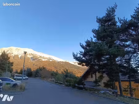terrain 766 m² montclar