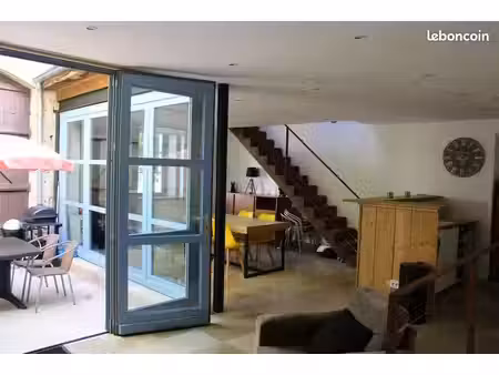 loft moderne et atypique meublé
