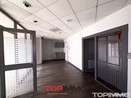 immeuble 10 pièces 160 m²
