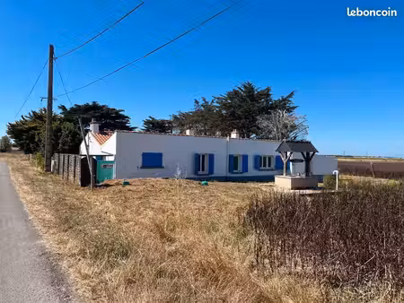 maison individuelle avec hangar et jardin