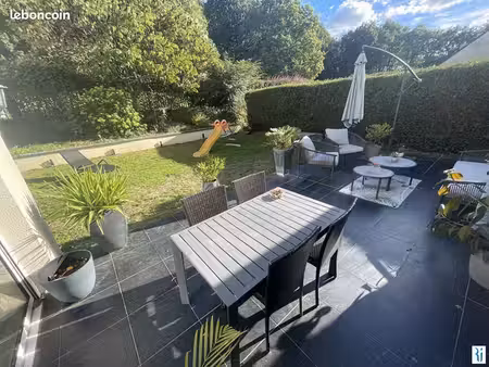 maison 6 pièces 110 m²