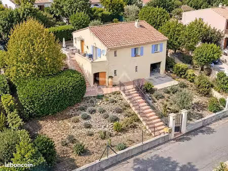 propriété 4 pièces 81 m²