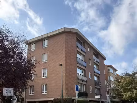 bel appartement 2 chambres  auderghem