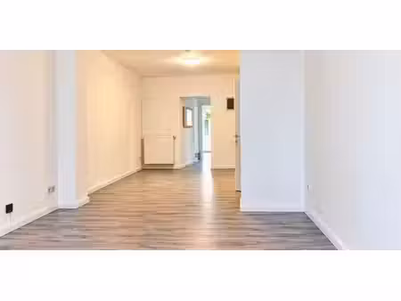 appartement à louer à schaerbeek pour € 1.060 avec 1 chambre à coucher